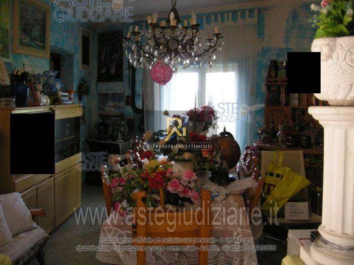 Photo 52