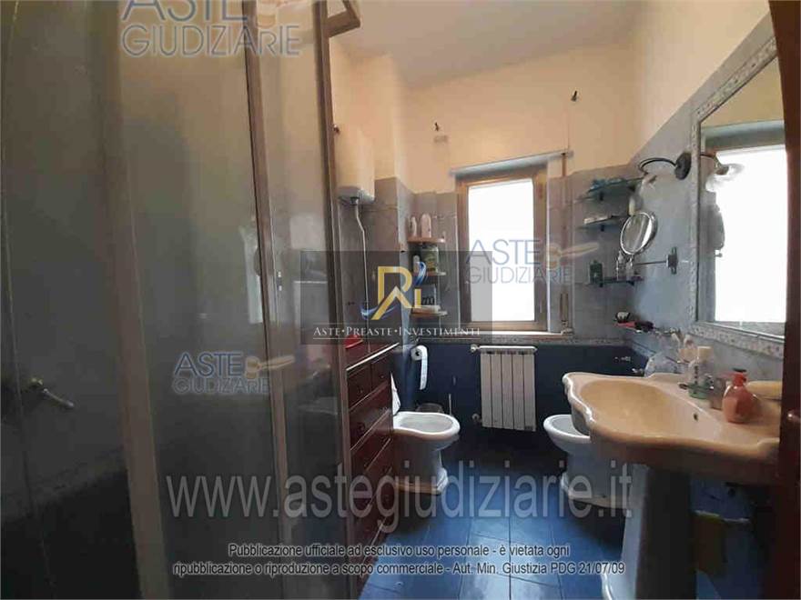 Photo 38