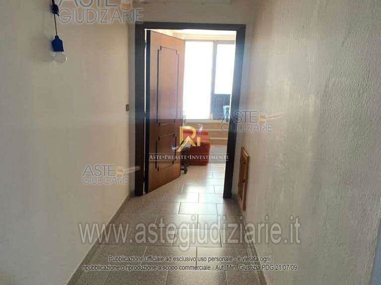 Photo 34